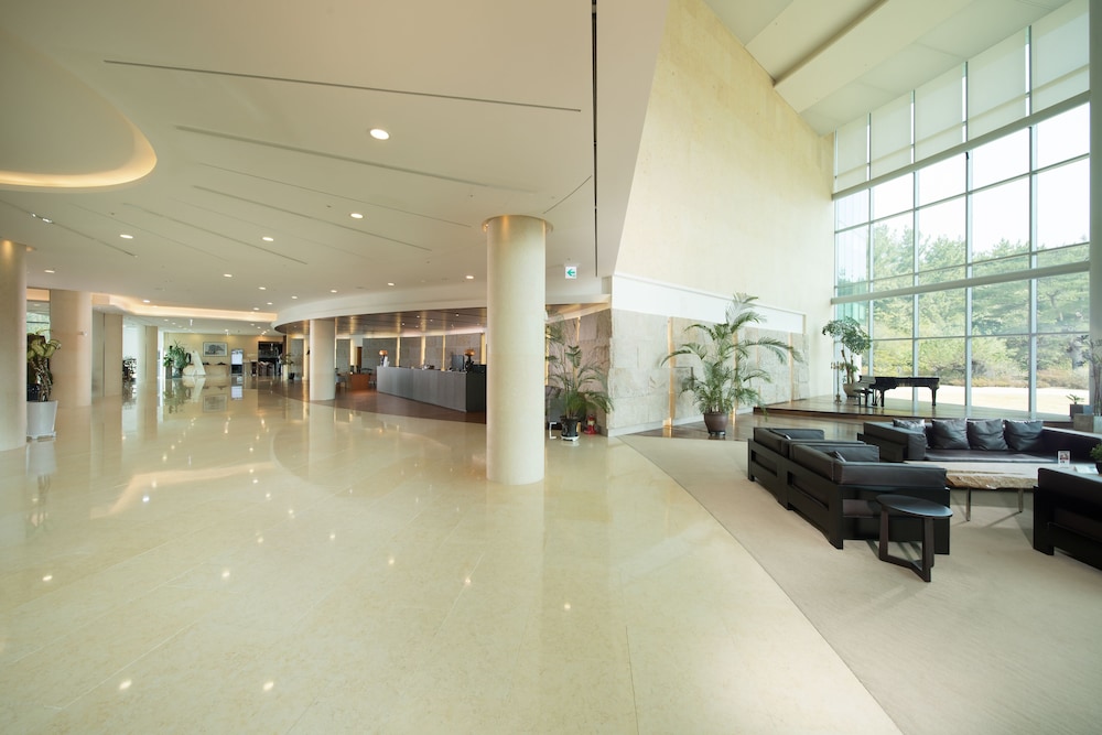 WE Hotel Jeju 47/69