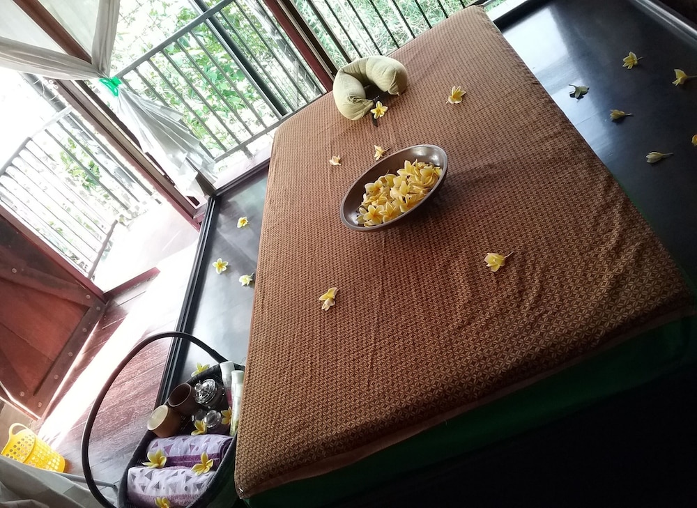 NILA HOUSE, Sharia Family Home Stay by ZUZU 53/73