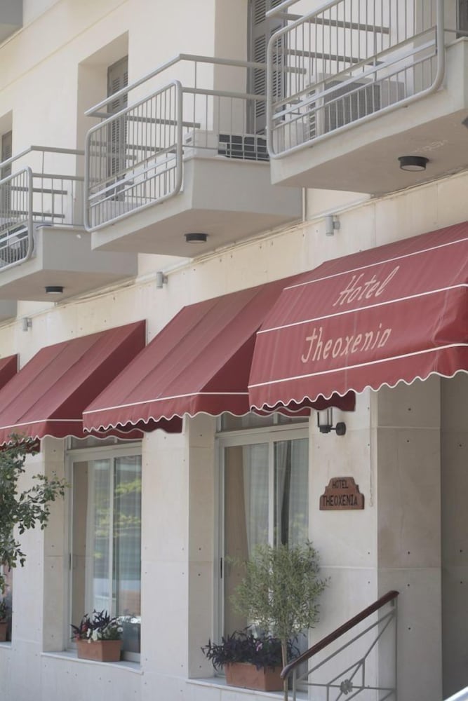 Hotel Theoxenia 6/55