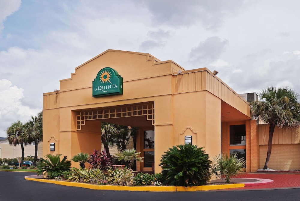 Quality Inn Slidell I-10 9/46