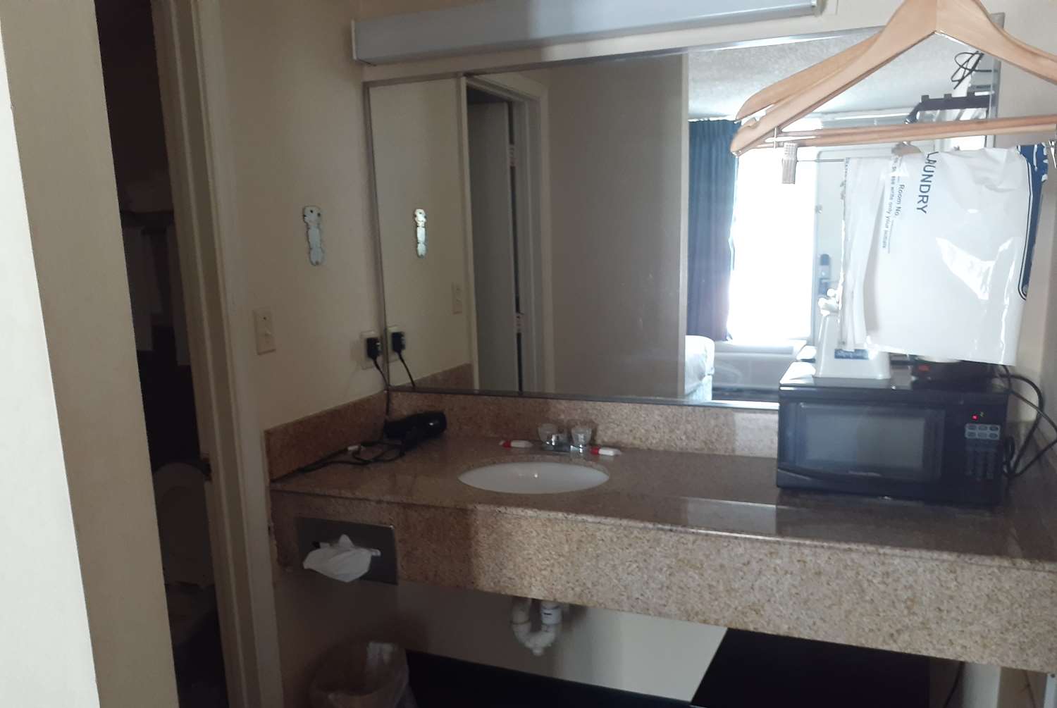 Travelodge By Wyndham Virginia Beach Bay Beach 6/6