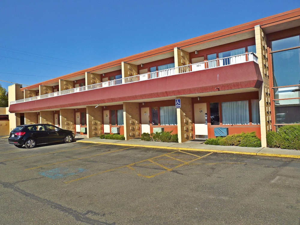 Travelodge By Wyndham Kalispell 1/34