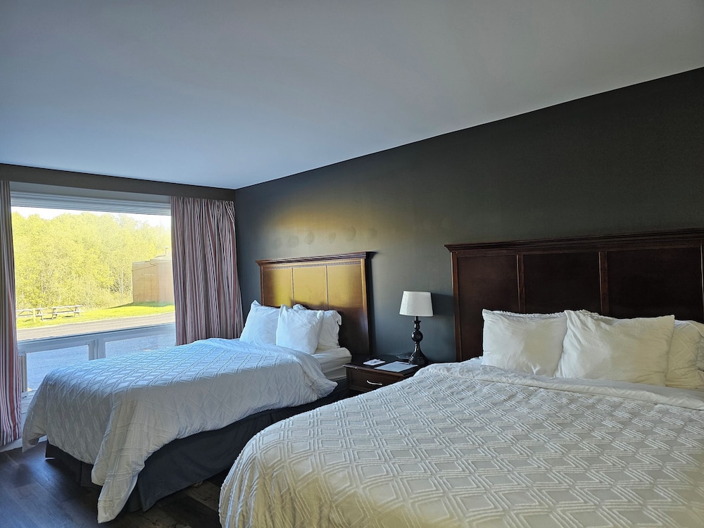 Standard, 2 Queen Beds