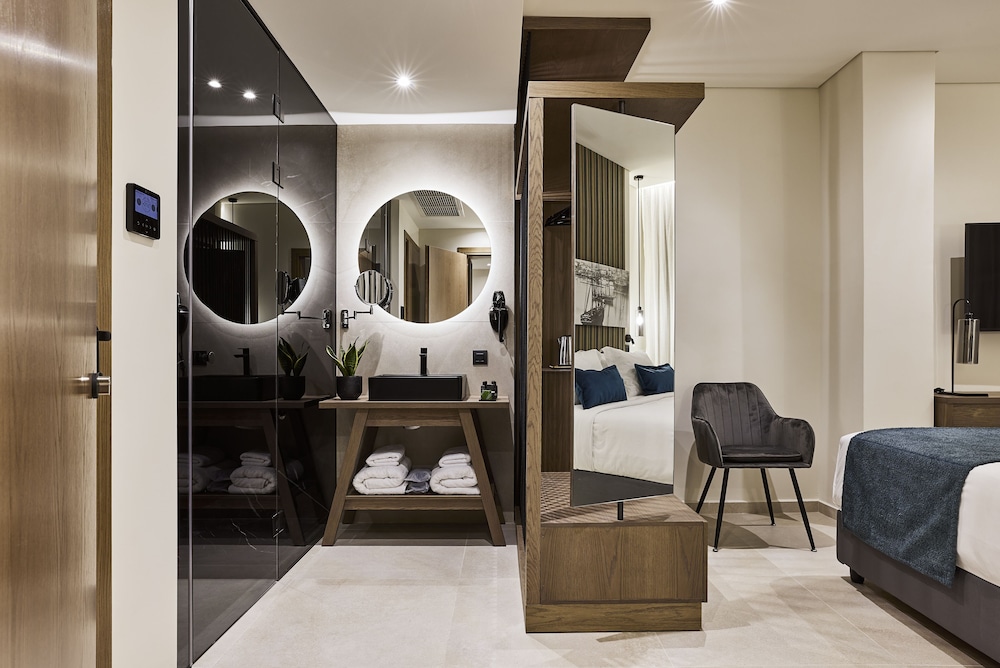 Athenarum Portus Life & Style Hotel Piraeus 38/58