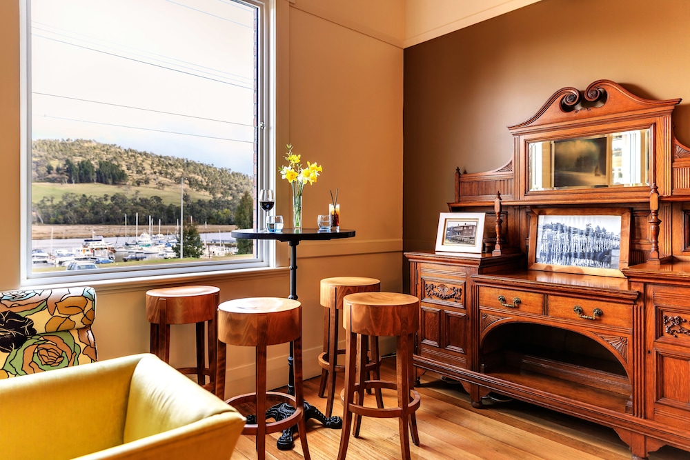 The Kermandie Hotel 37/54