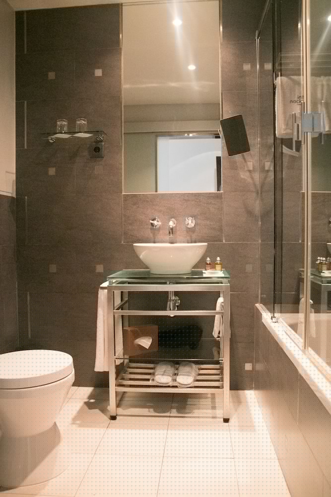 Internacional Design Hotel 32/46
