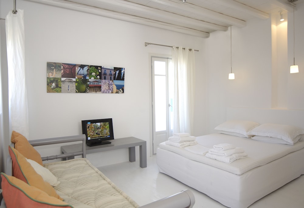 Kapetan Tasos Suites 4/60