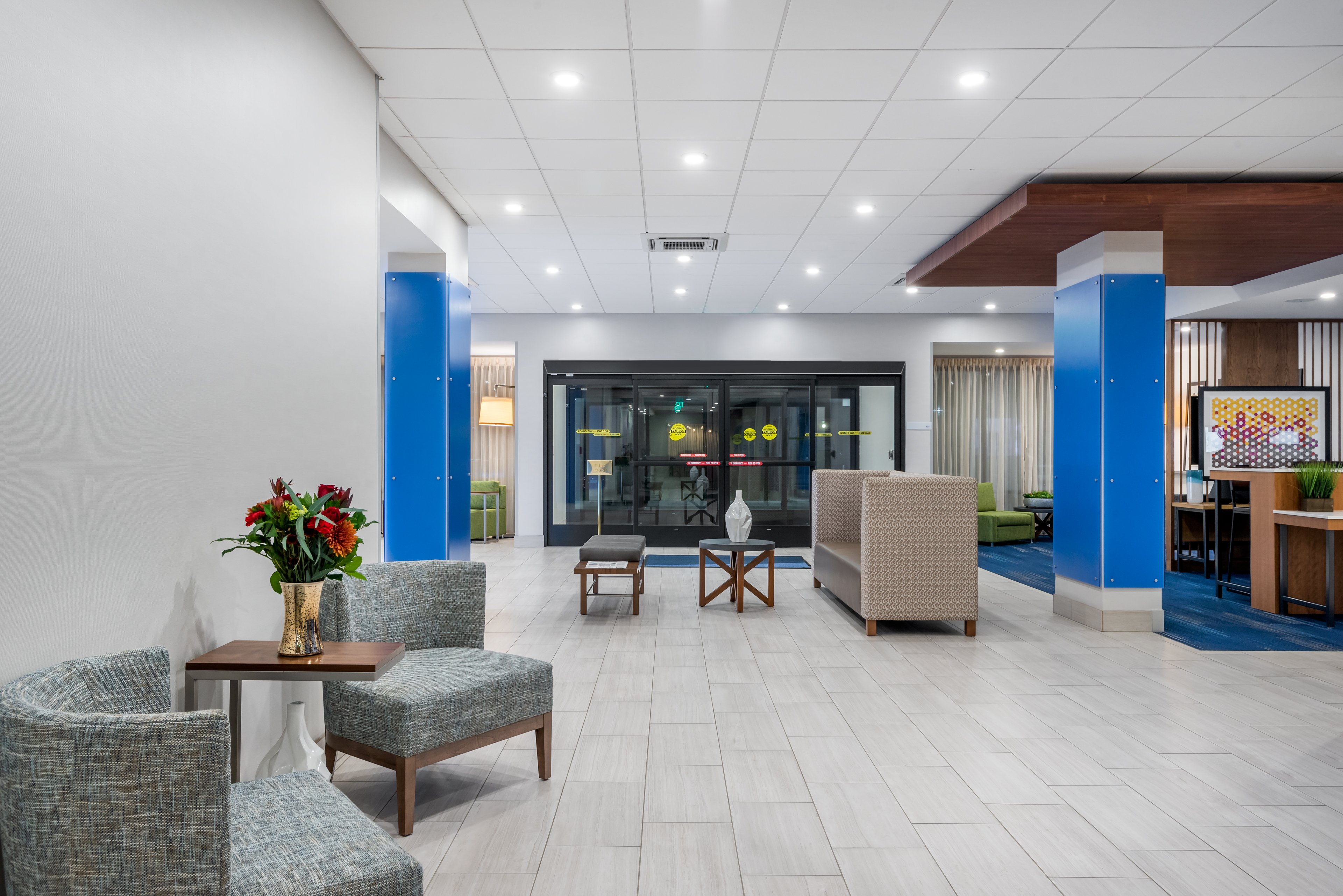 Holiday Inn Express And Suites Santa Ana Orange County an IHG Hotel 15/57