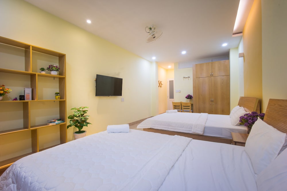 Language Exchange Hostel 1 6/23