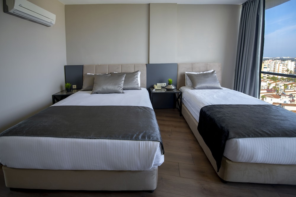 Tourist Hotel Antalya 10/63