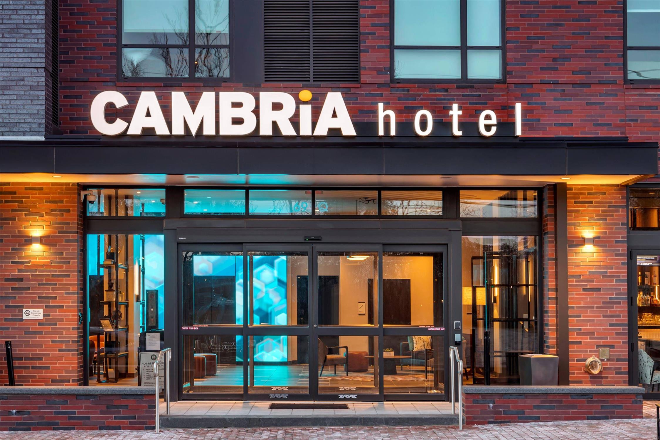 Cambria Hotel Washington D.C. Navy Yard Riverfront 2/34