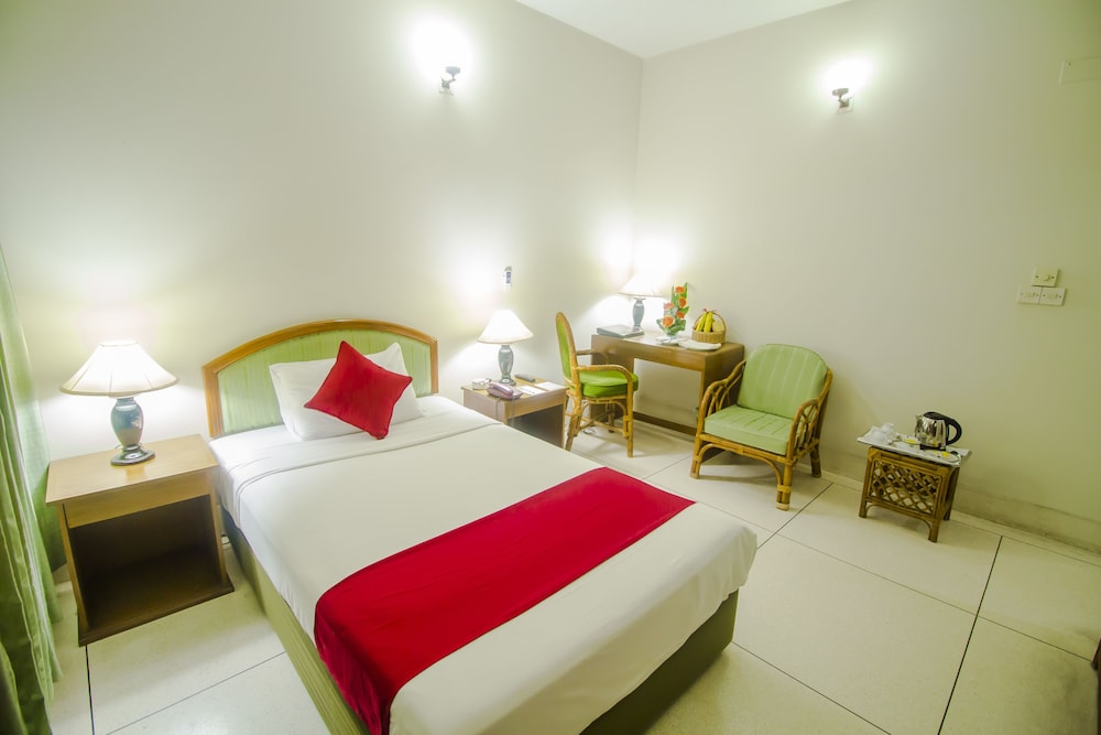 ASIA PACIFIC HOTEL 19/50