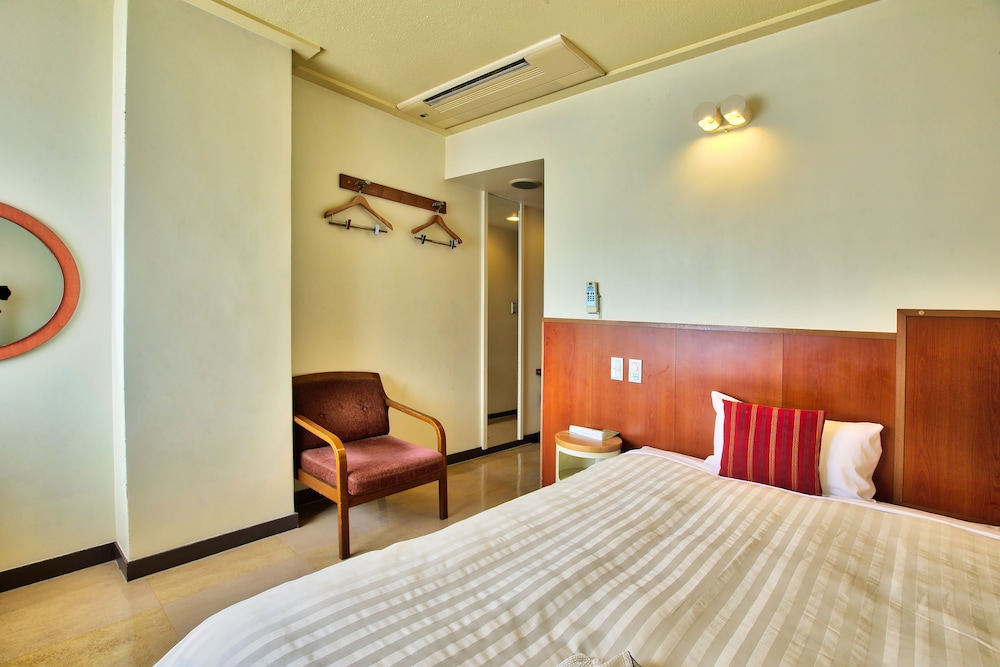 Hotel Sun Palace Kyuyokan 28/72