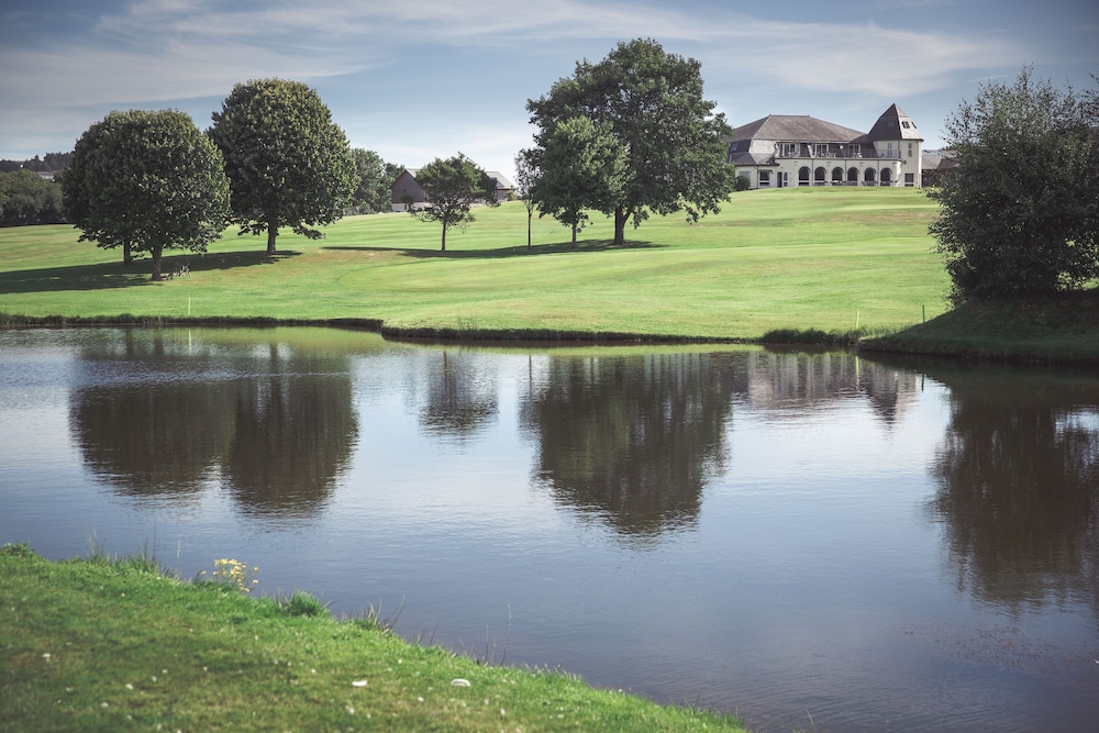 Lanhydrock Hotel and Golf Club 40/48