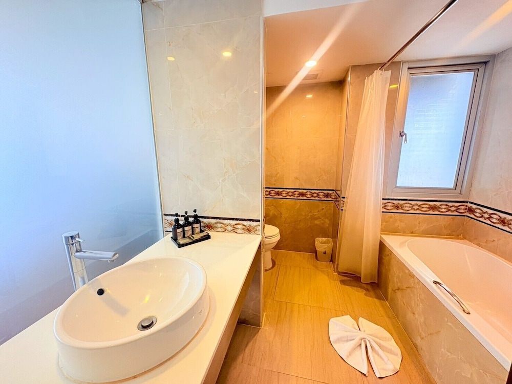 I Residence Hotel Silom 66/67