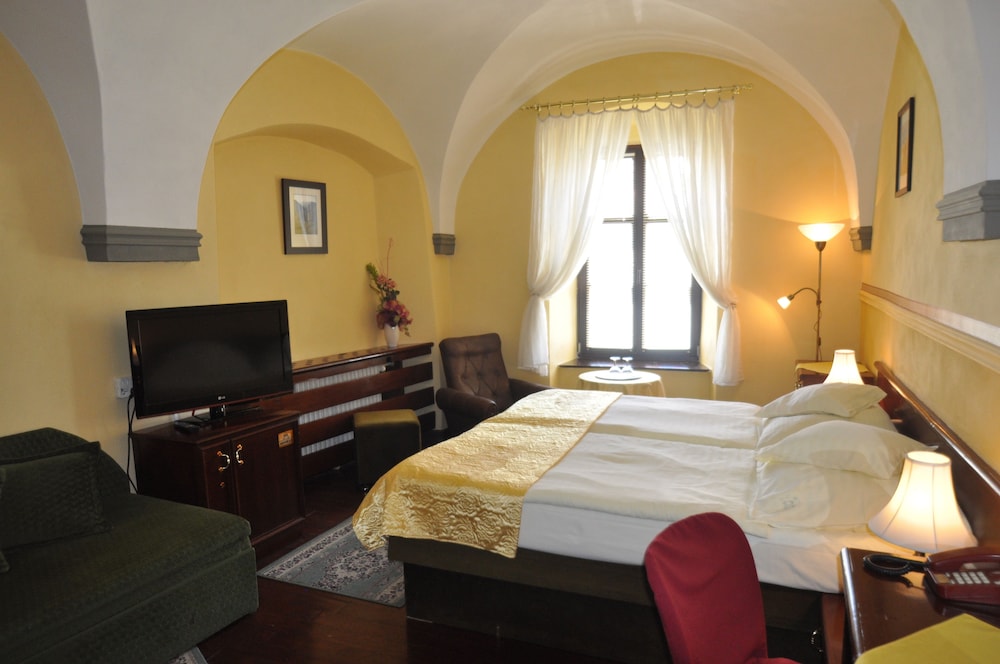 HOTEL BARBAKAN 15/38