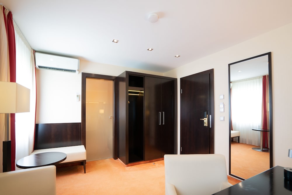 Hotel Adler 5/55