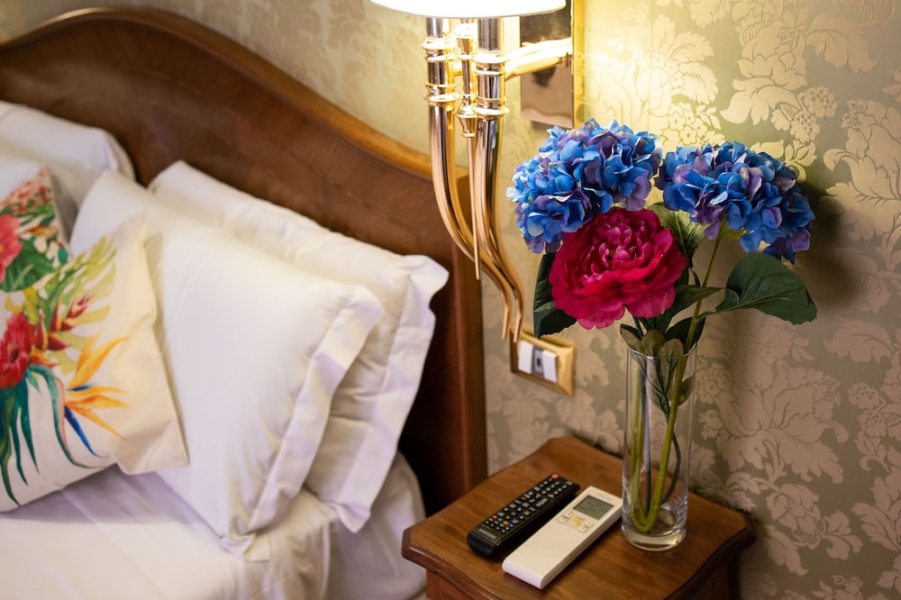 BQ House Trevi Luxury Rooms 22/50