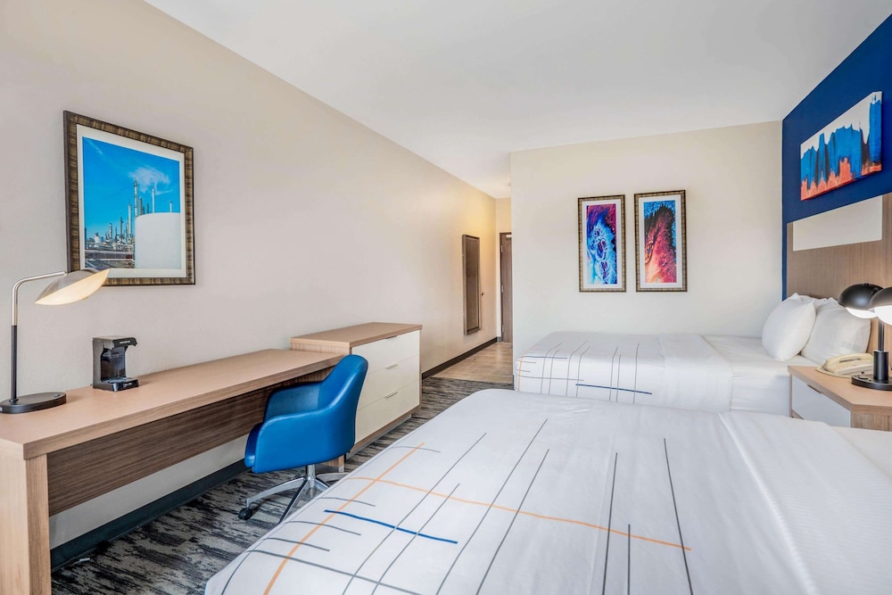 La Quinta Inn & Suites by Wyndham Katy 20/43