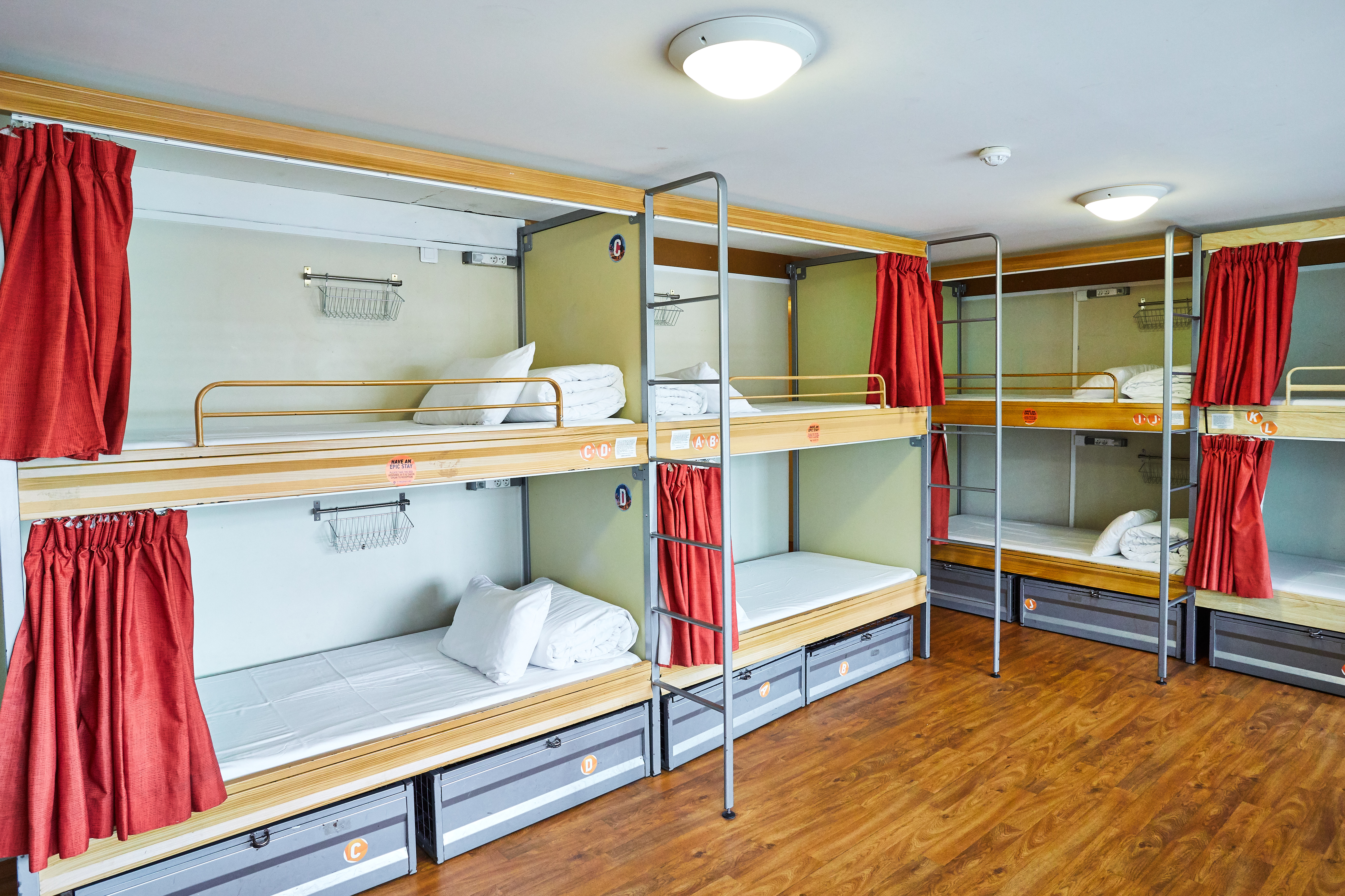 Female Dorm, 12 Beds, Shared Bathroom