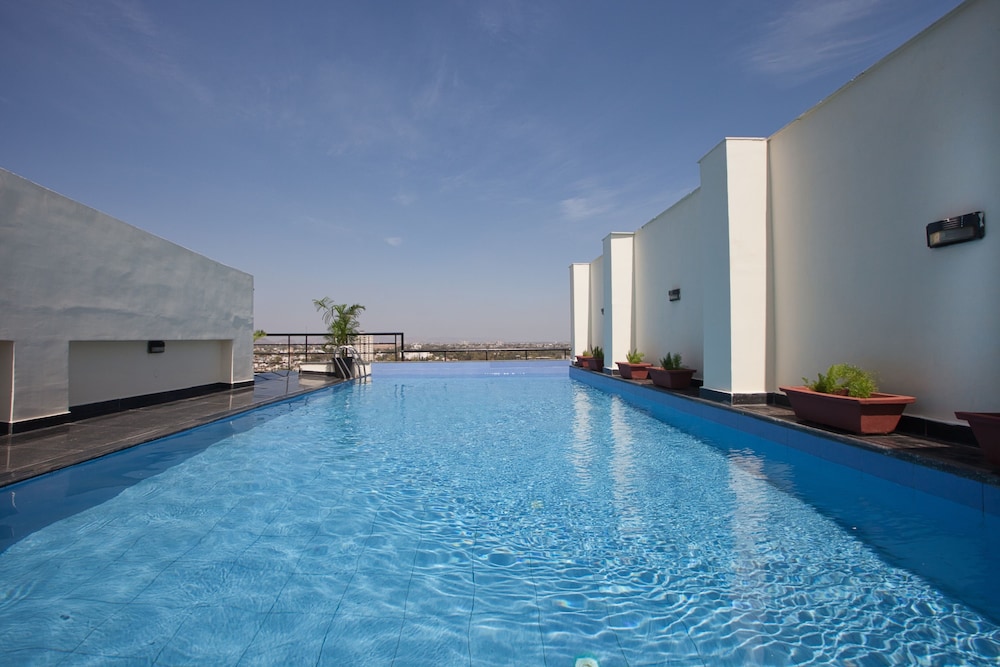 Red Fox Hotel, Alwar 48/50