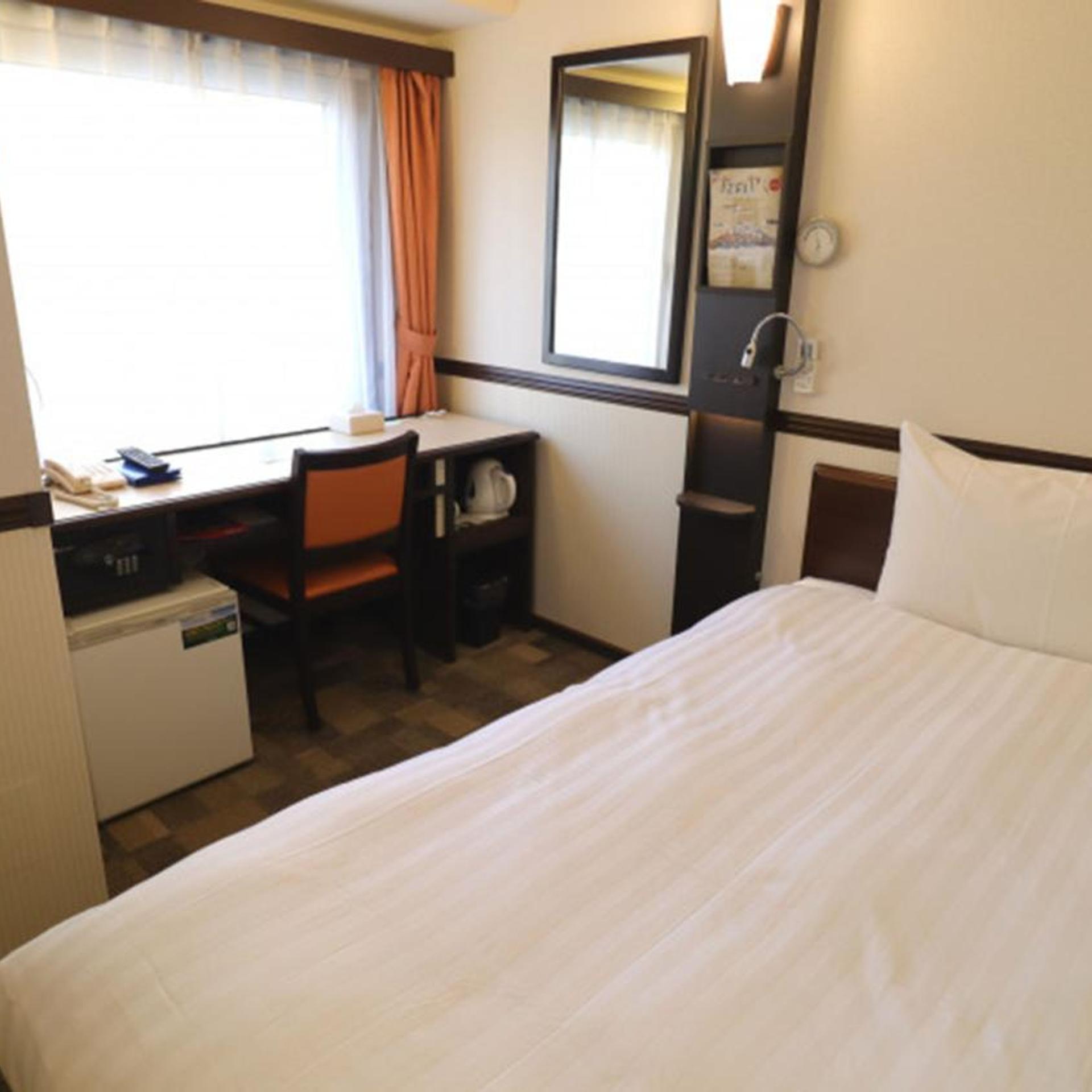 Room, Single