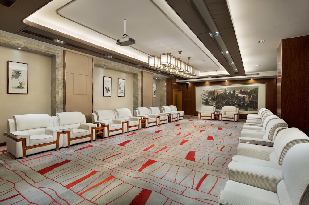 Zhangjiajie Huatian Hotel 6/62
