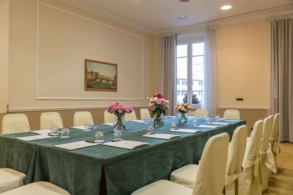 Bernini Palace Hotel 70/77