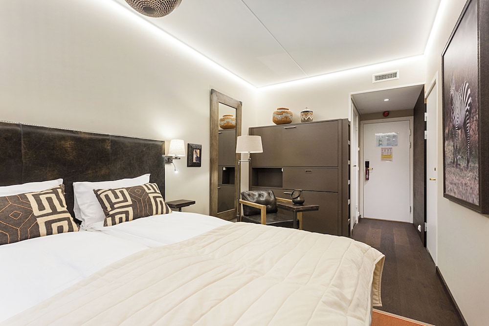 غرفة بسرير كوين وسرير بطابقين وسرير بطابقين، Dyreparken Safarihotell 8/10