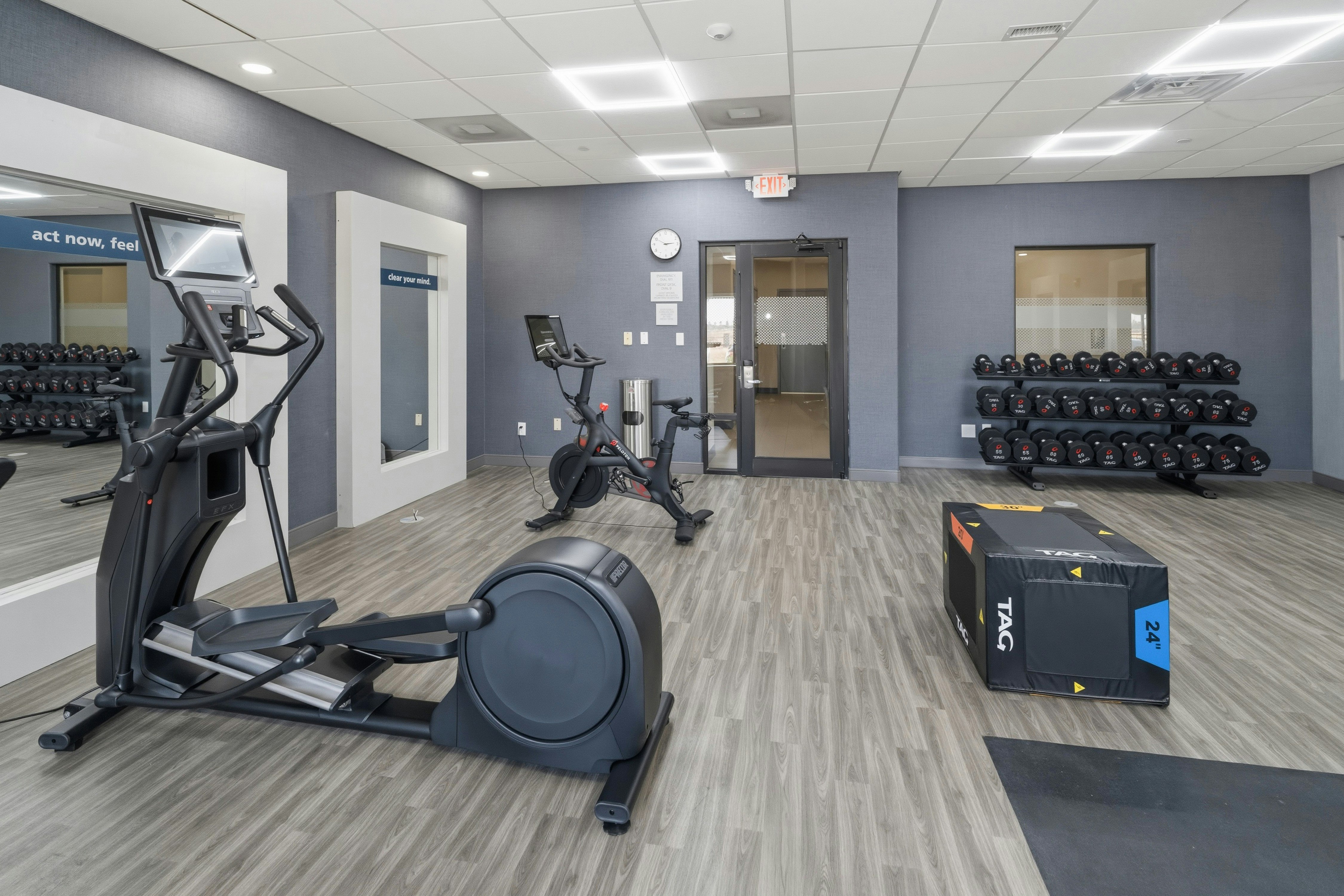 Hampton Inn & Suites Pharr, TX 24/52