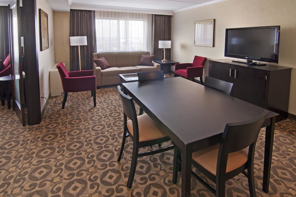 Wyndham Minneapolis South/Burnsville 50/64