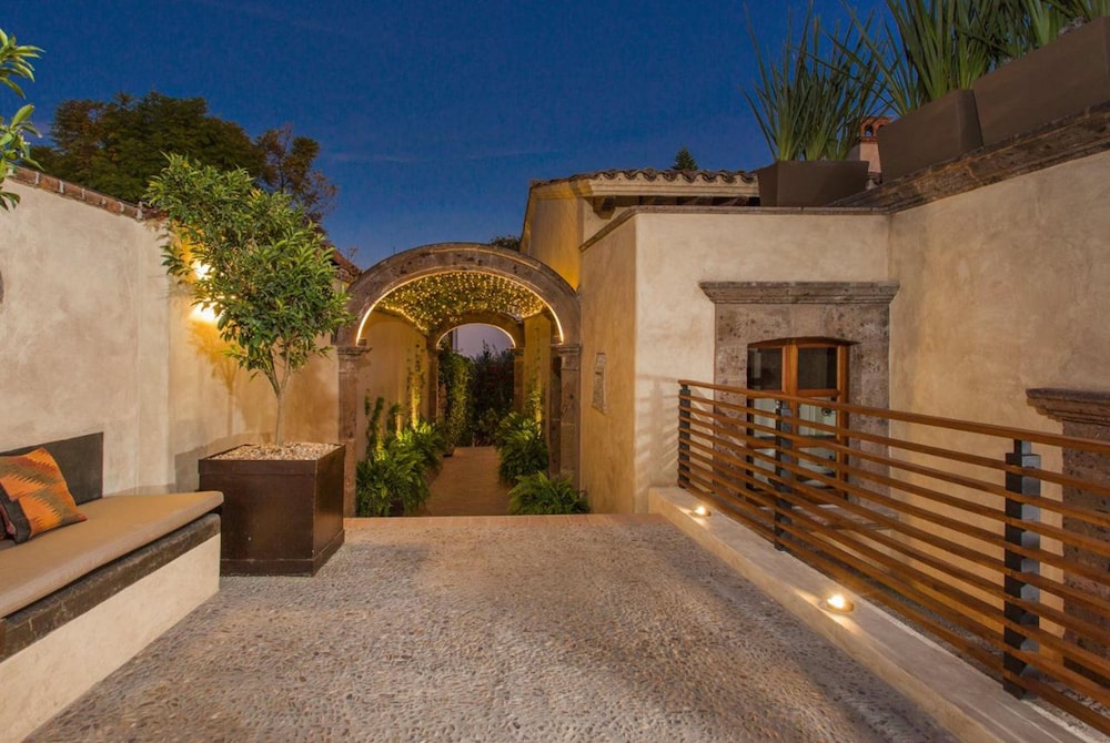Casa No Name Small Luxury Hotel - Adults Only 63/74