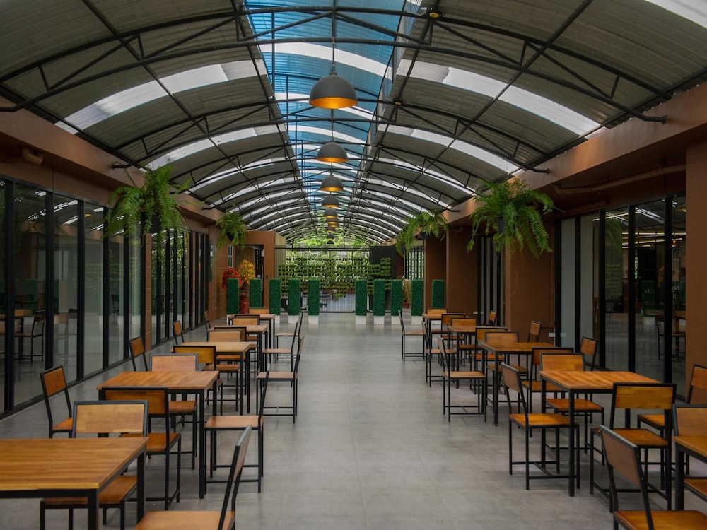 Ichapter Hotel Suvarnabhumi 35/42