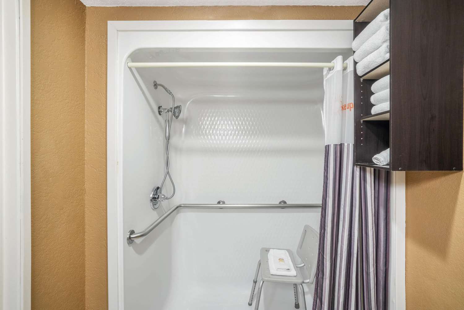 La Quinta Inn & Suites by Wyndham Hot Springs 57/57