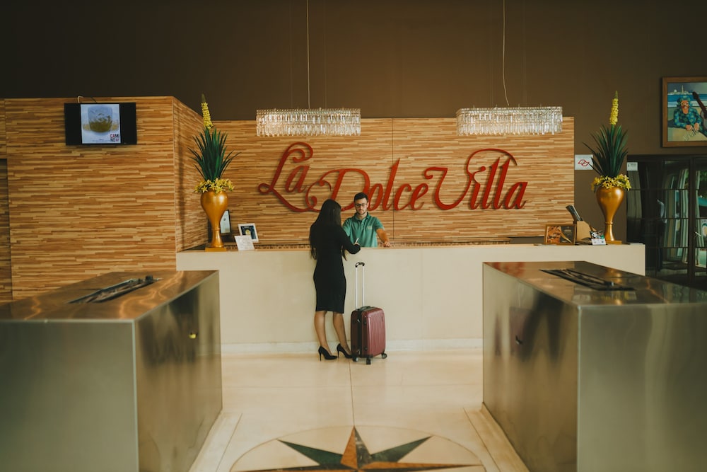 La Dolce Villa 9/40