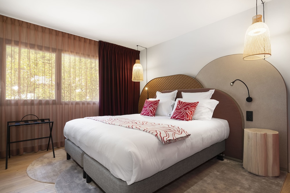 JUNIOR SUITE, VILLAGE SIDE