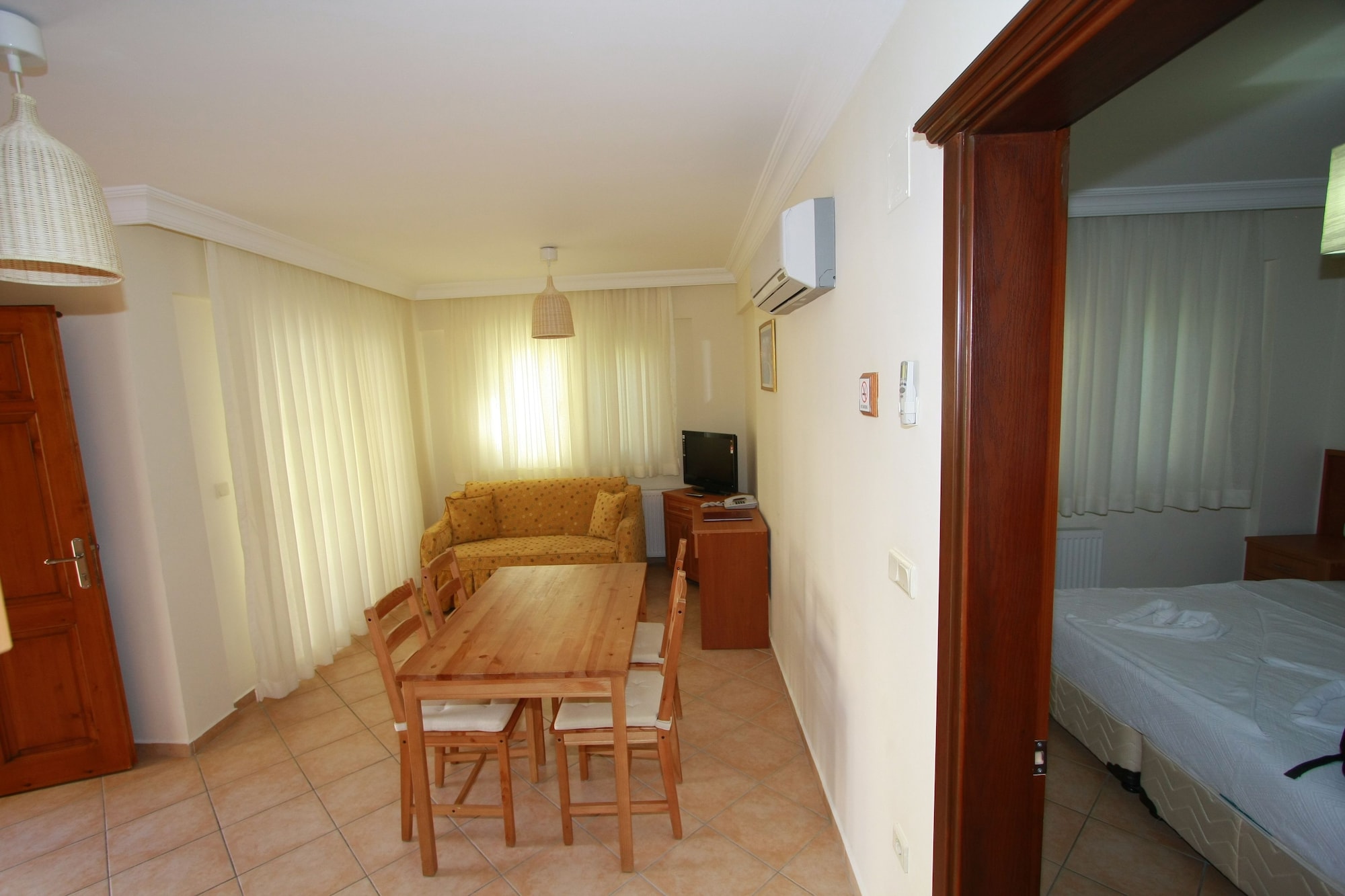 شقة بسرير مزدوج بغرفة نوم واحدة مع أريكة، Sea Breeze Hotel And Apartments 5/5