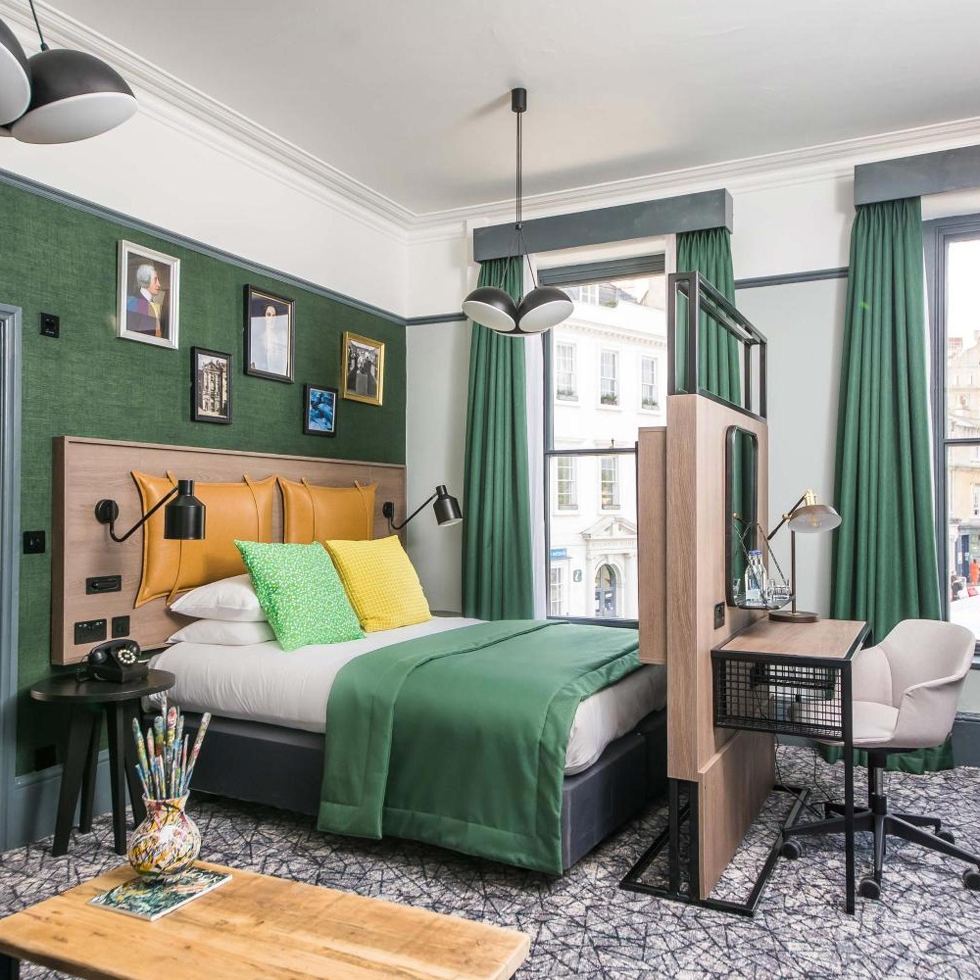 Gallery, Guest Room, Family, King Bed, Sofa