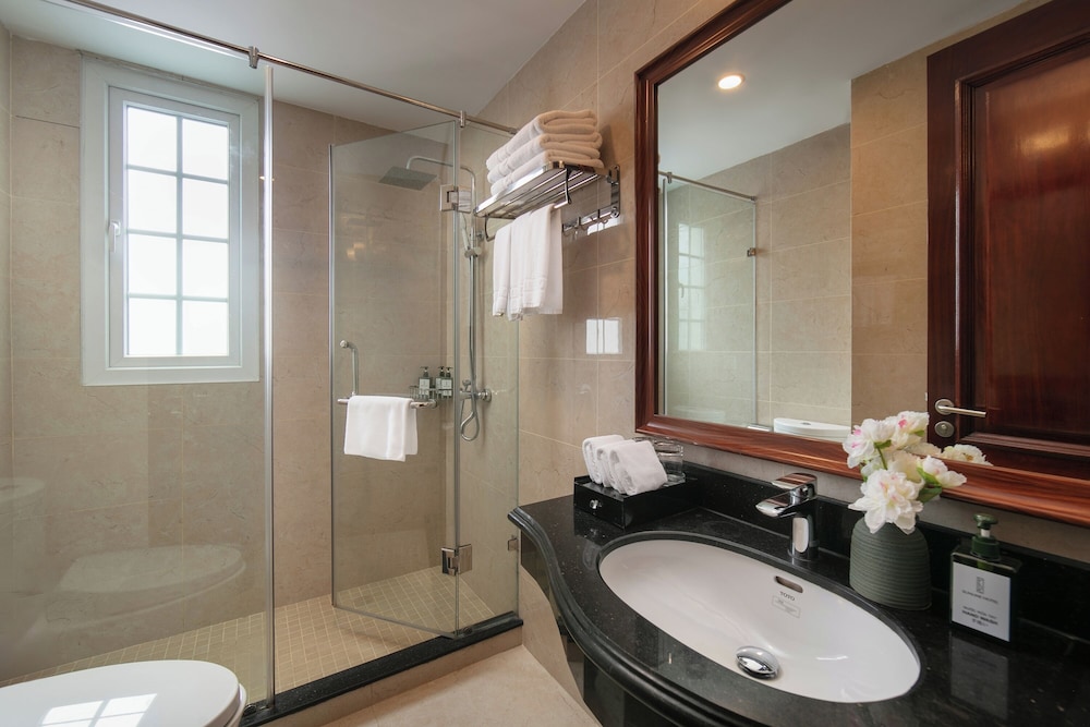 Sunline Hotel 49/50