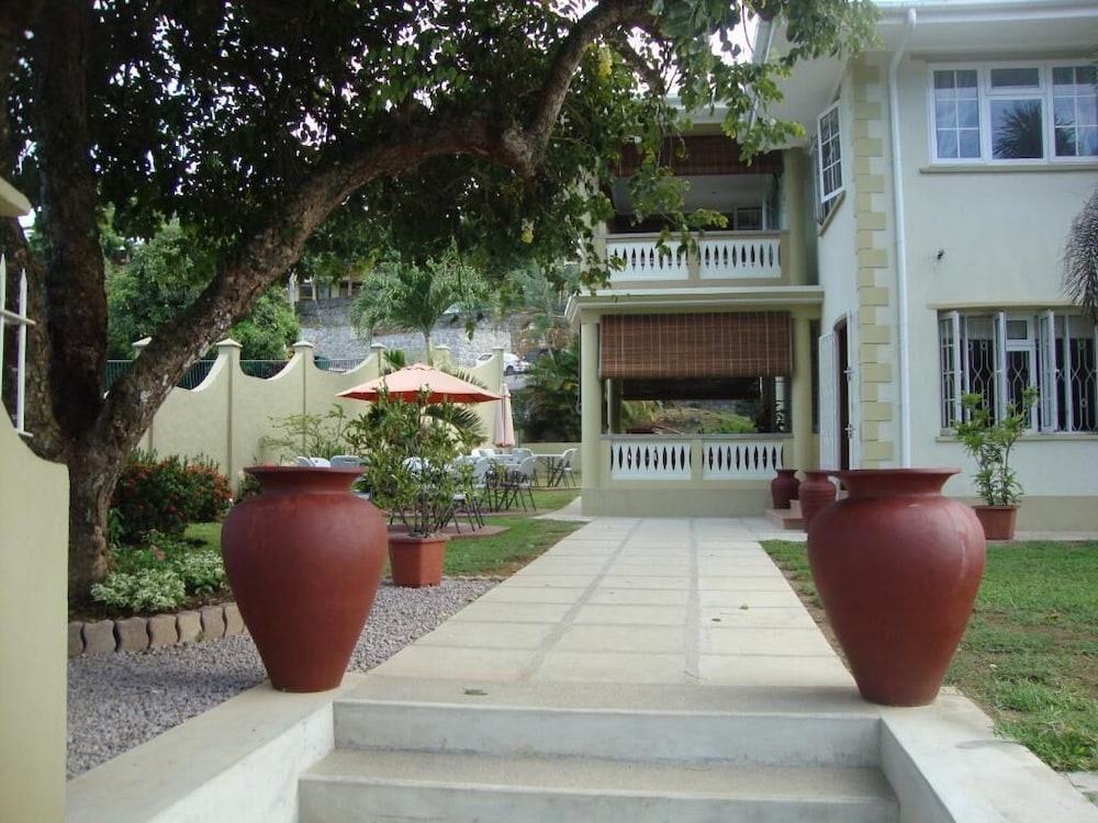 Hotel Bel Air 56/60