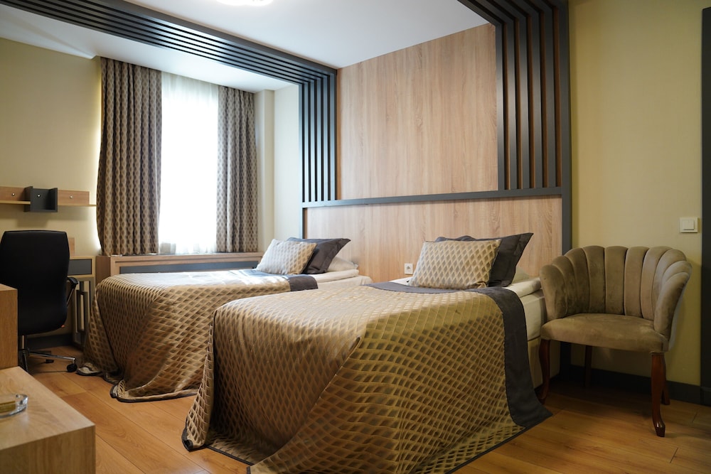 Dafne Hotel 18/50