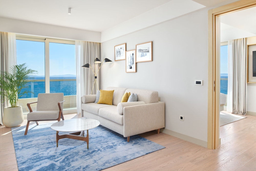 Le Meridien Lav 38/76