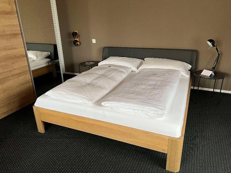 Studio, Double Bed, Stair Access Only, Kitchenette