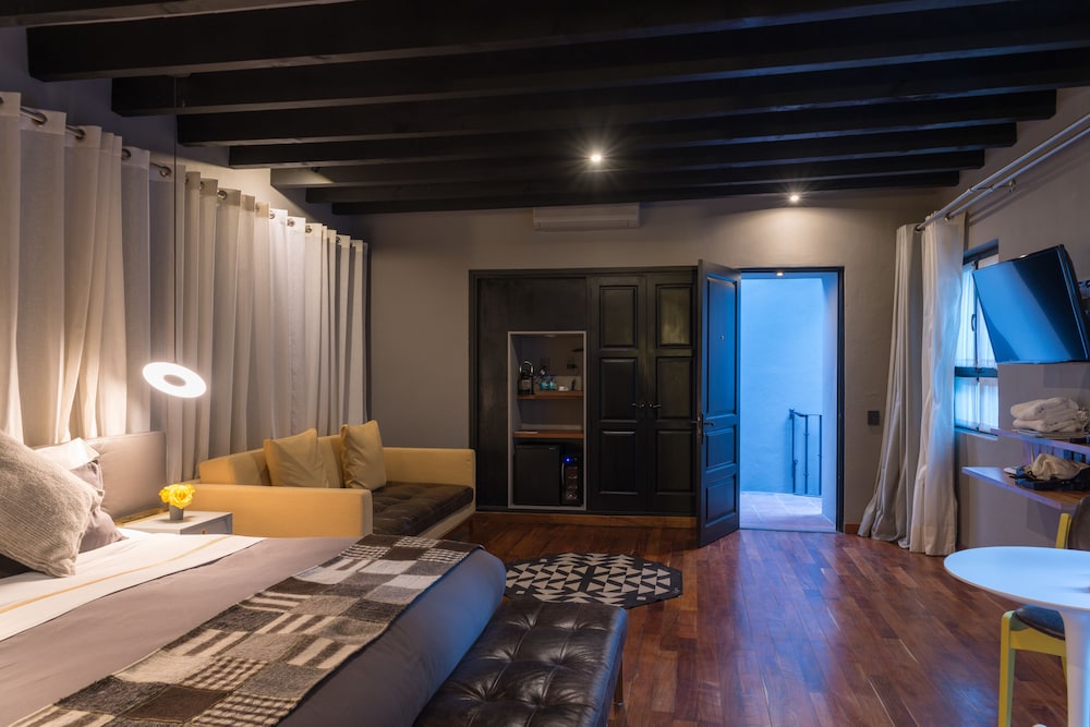 Dos Casas Boutique Hotel Spa 51/75