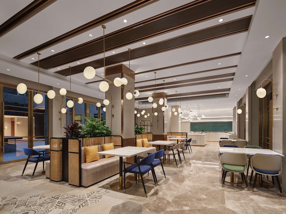 Hangzhou West Lake Hubin Yintai Atour Hotel 47/60