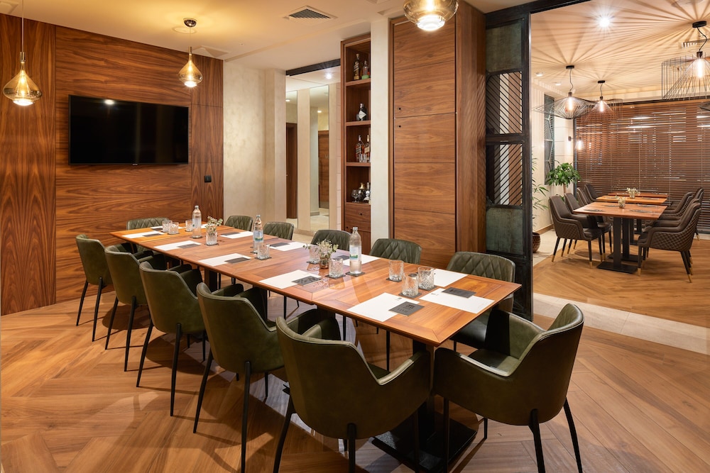 Time Boutique Hotel 38/49
