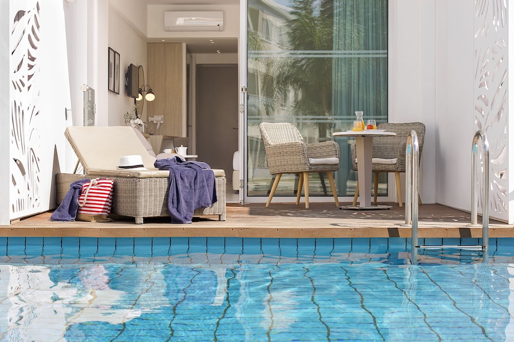 SOFIANNA RESORT AND SPA in PAPHOS