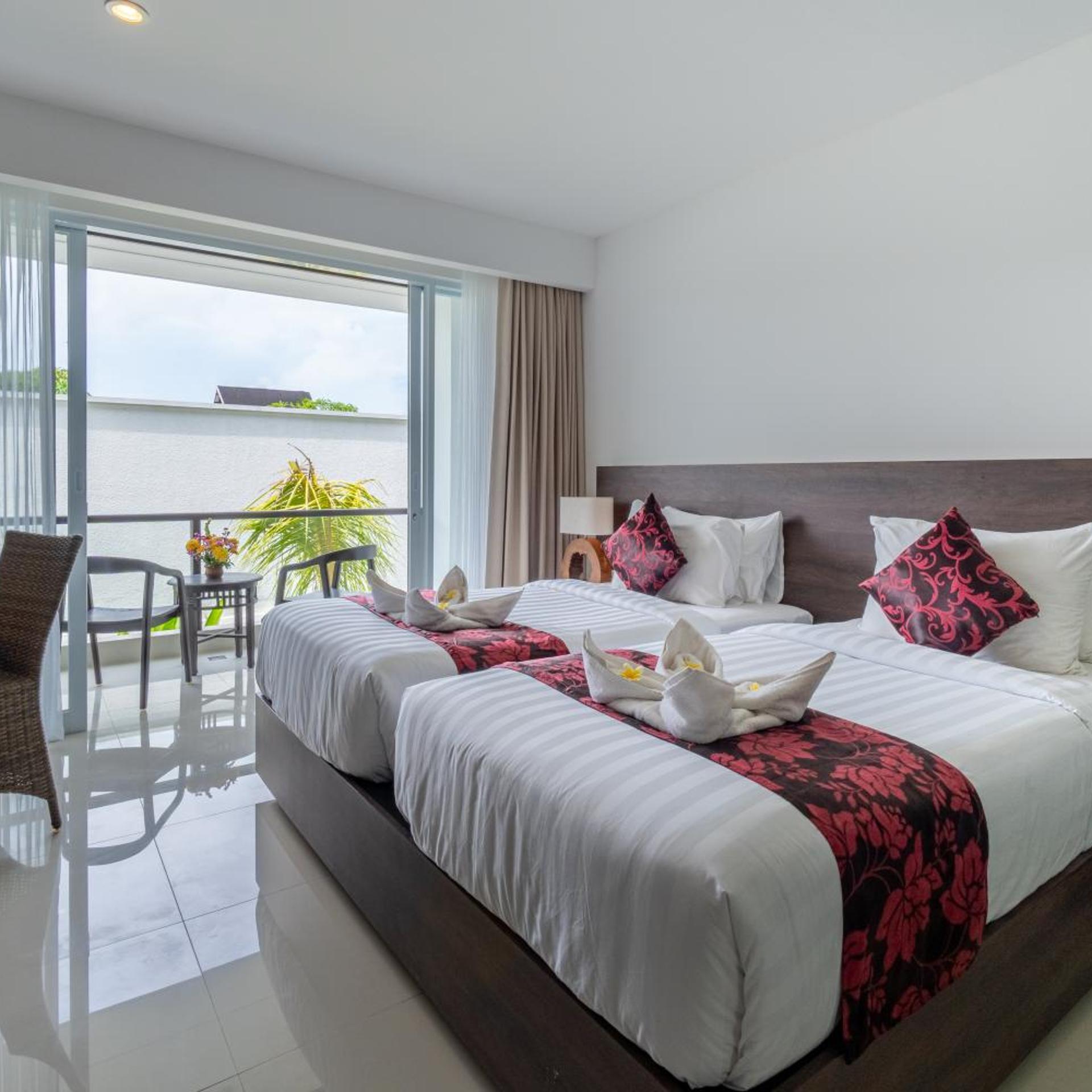 Room, Twin Beds, Balcony