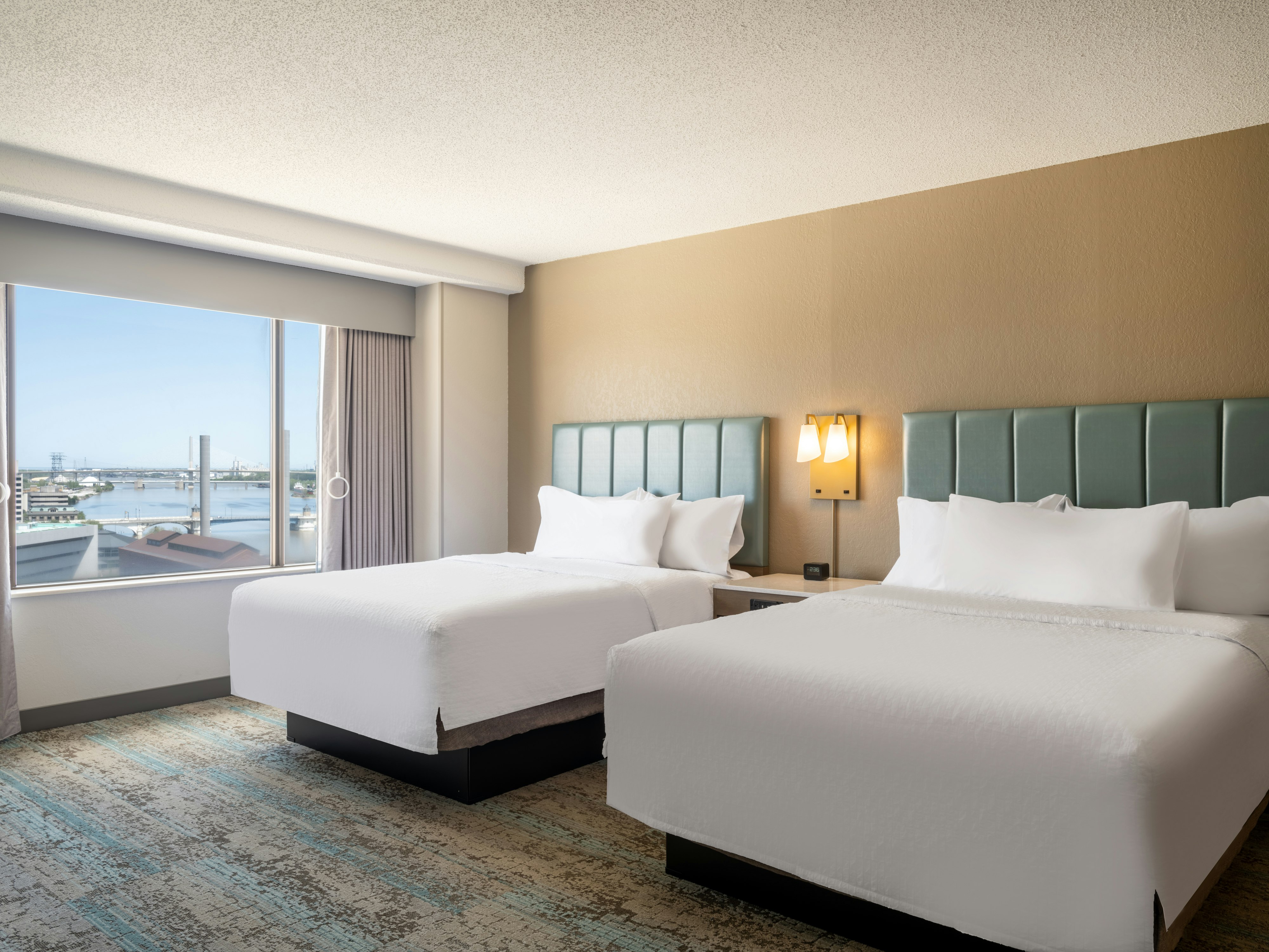 2 Bedrooms, Suite, 1 King or 2 Queen Beds, with View