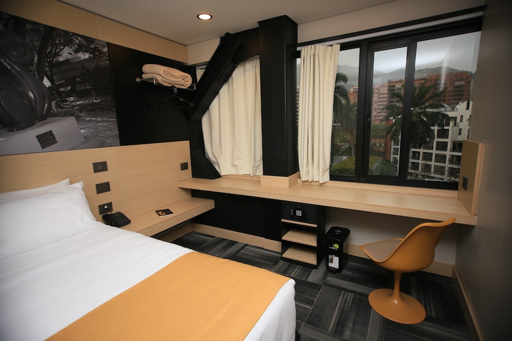 Hotel Ciudad Solar 19/50